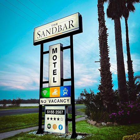 Sandbar Boutique Motel Lakes Entrance Extérieur photo