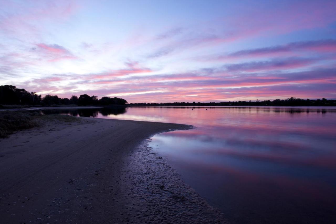 Sandbar Boutique Motel Lakes Entrance Extérieur photo