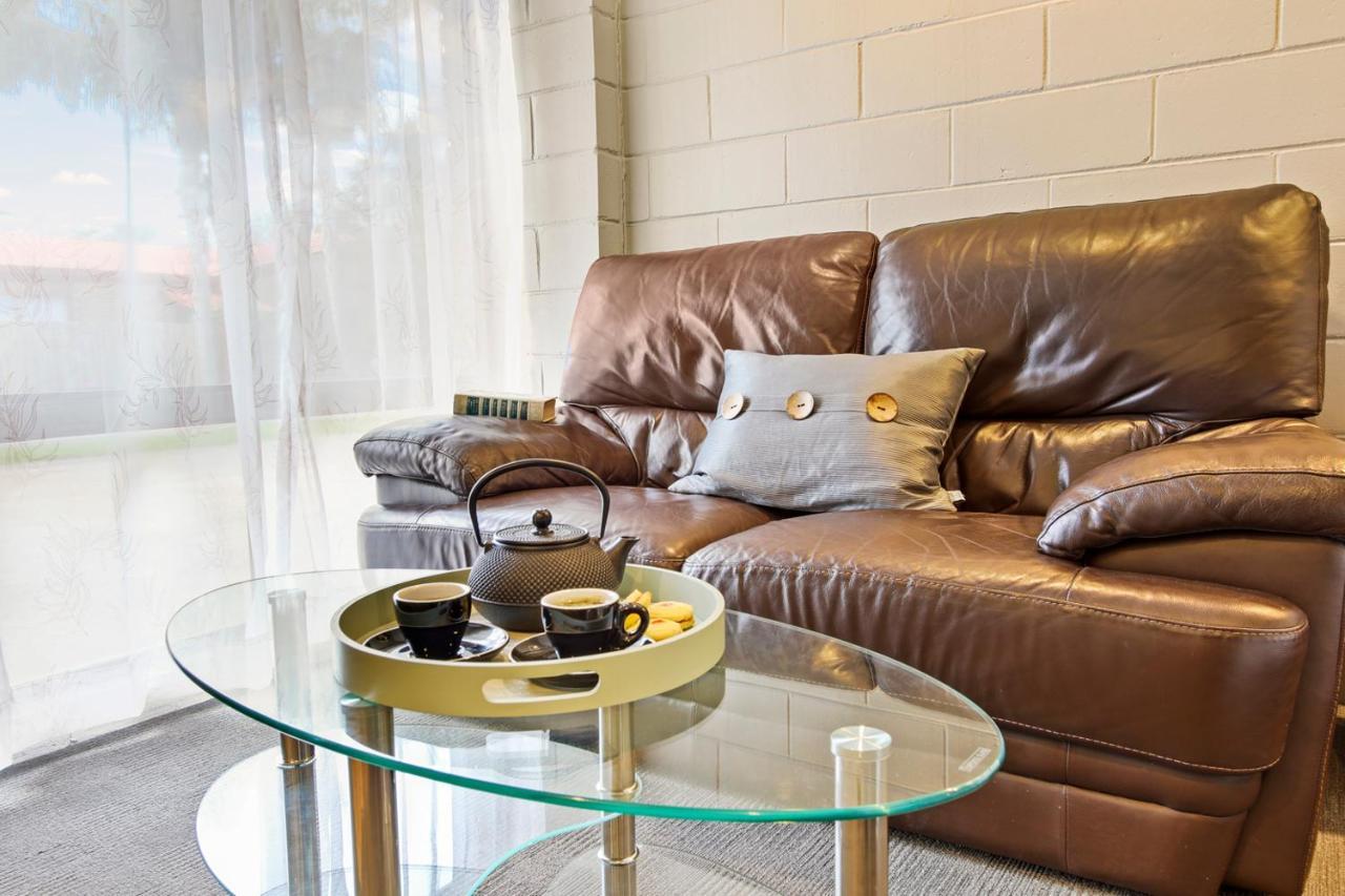 Sandbar Boutique Motel Lakes Entrance Extérieur photo