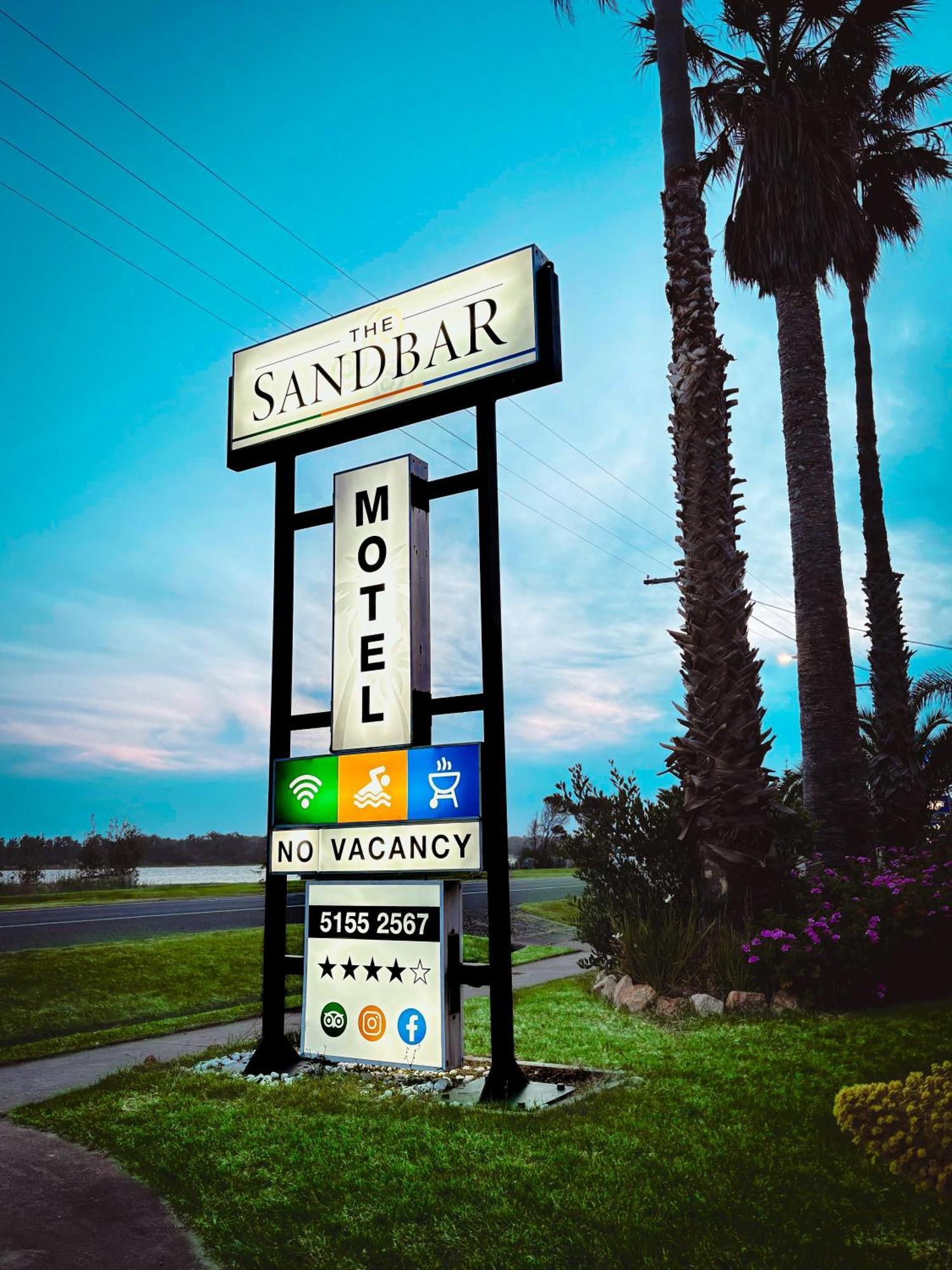 Sandbar Boutique Motel Lakes Entrance Extérieur photo