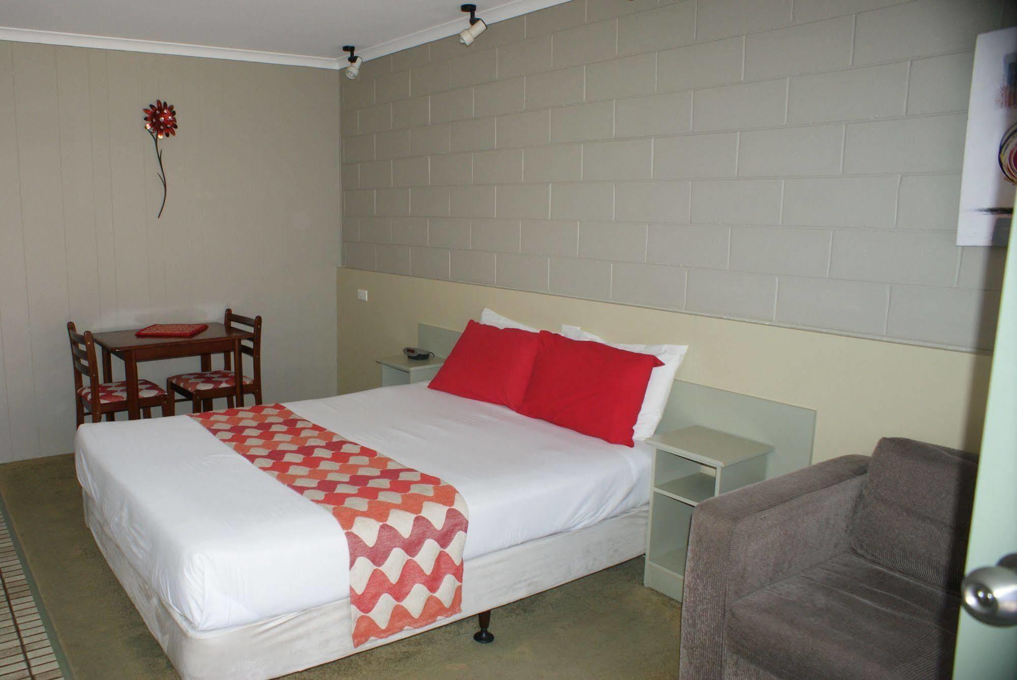 Sandbar Boutique Motel Lakes Entrance Extérieur photo